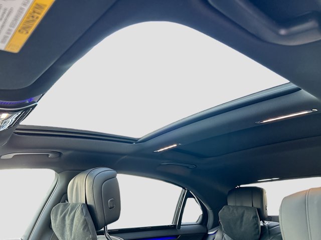 Vehicle image 17 of 39
