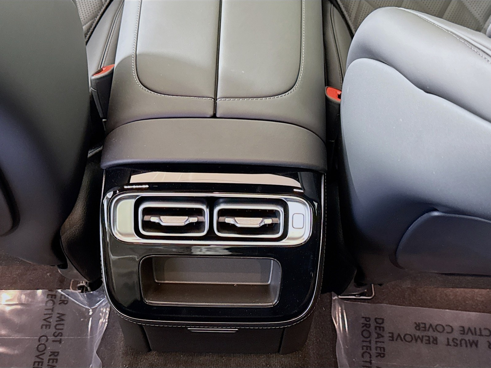 Vehicle image 23 of 30