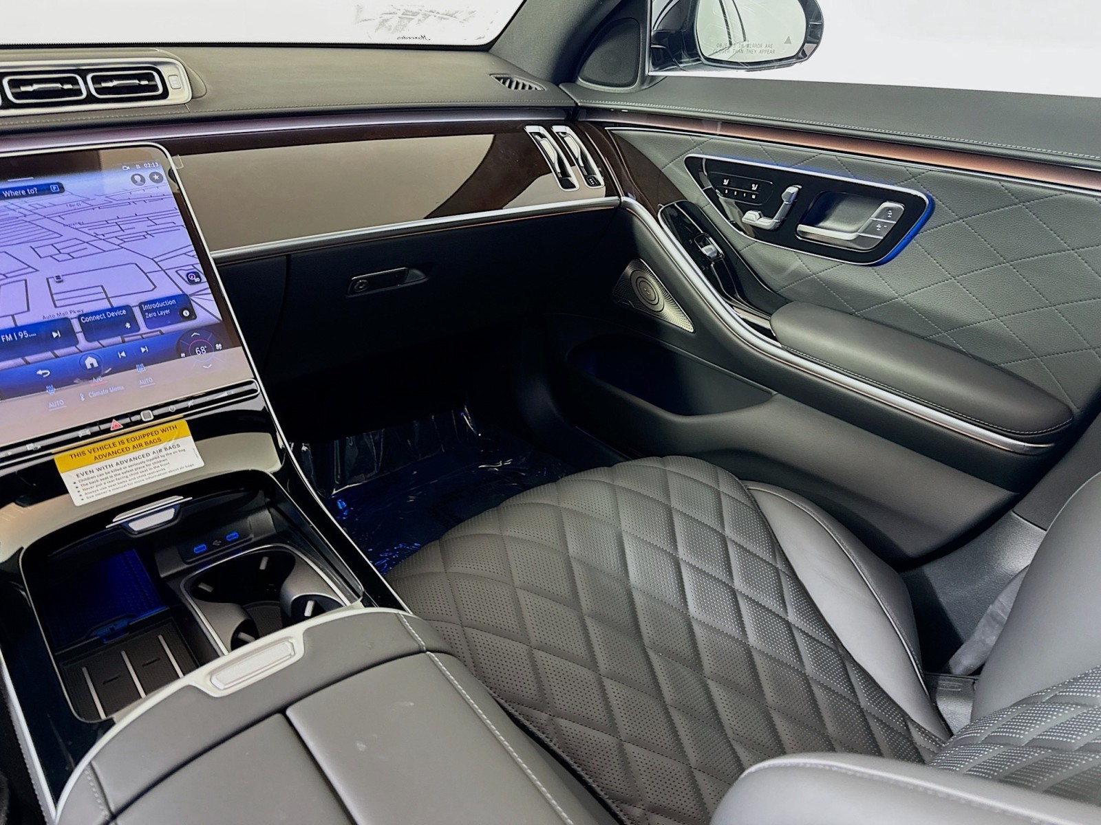 Vehicle image 21 of 30