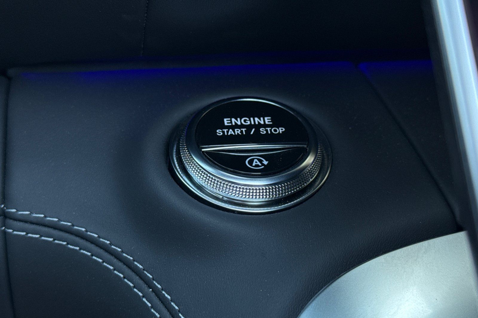 Vehicle image 32 of 35