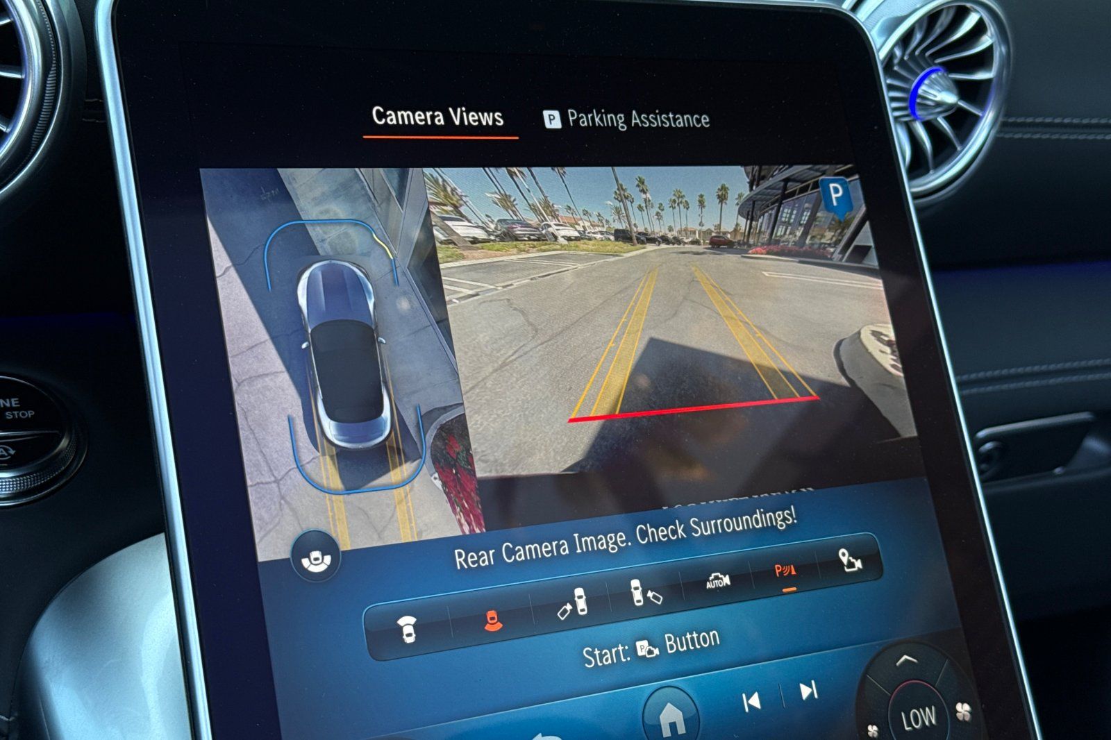 Vehicle image 20 of 35