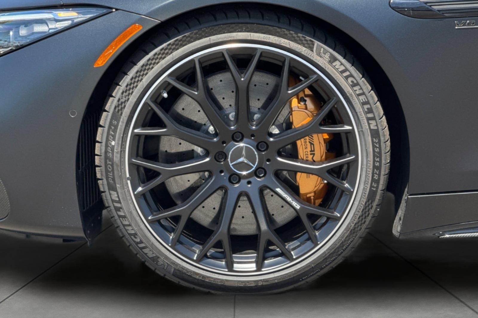 Vehicle image 13 of 35