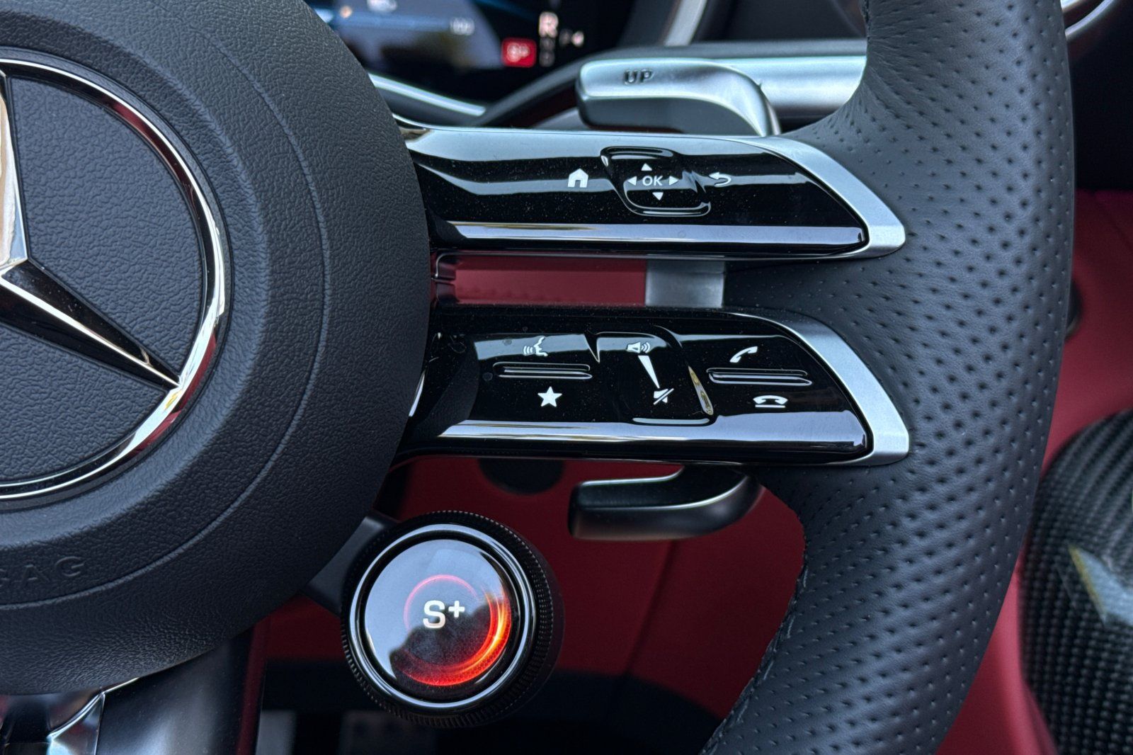 Vehicle image 29 of 35