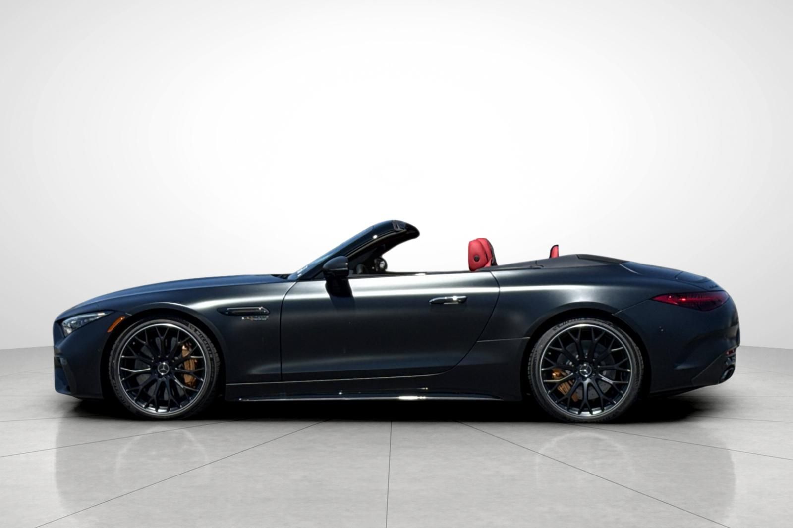 Vehicle image 10 of 35
