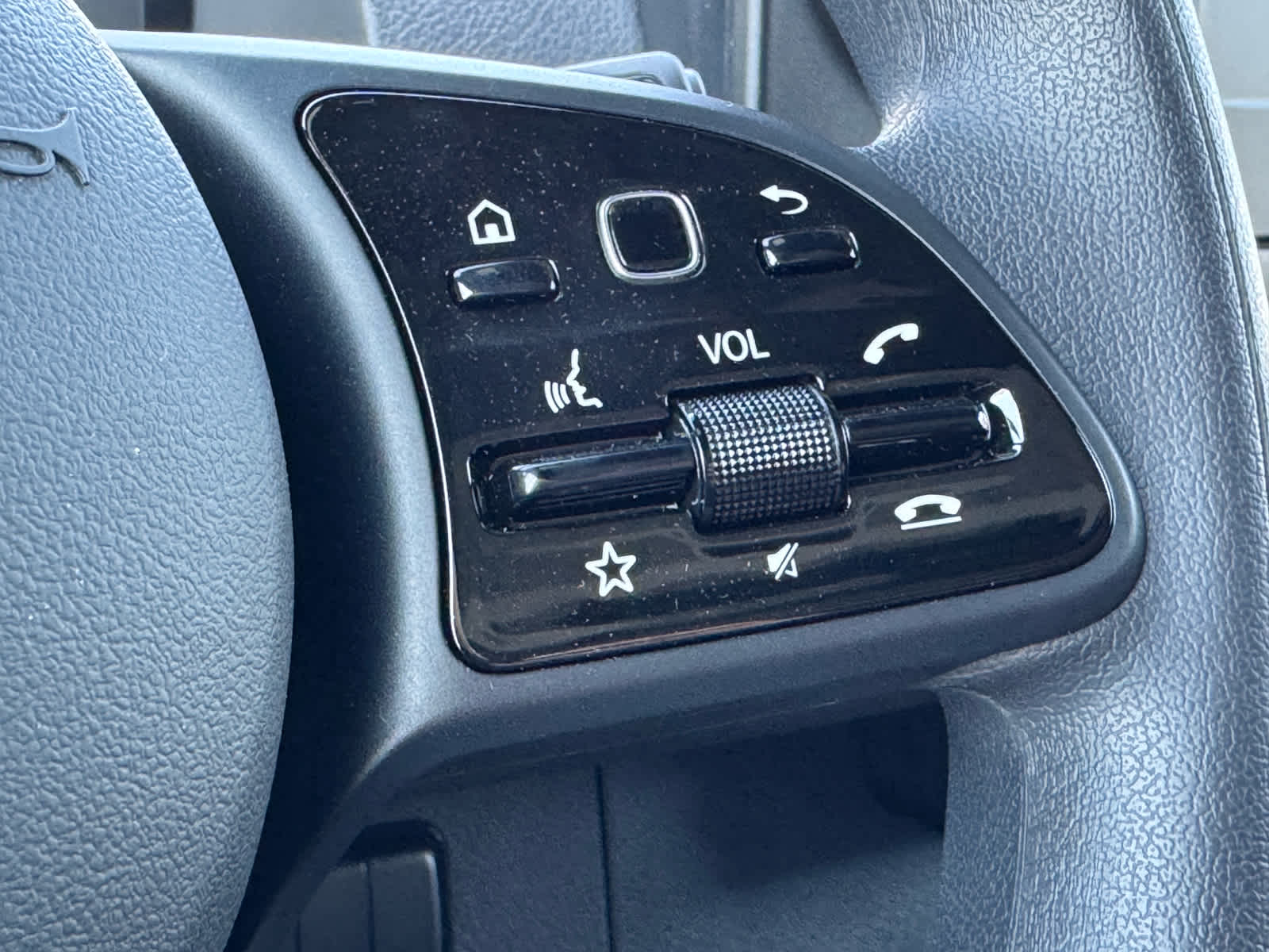 2024 Mercedes-Benz Sprinter Cargo Image 23 of 33