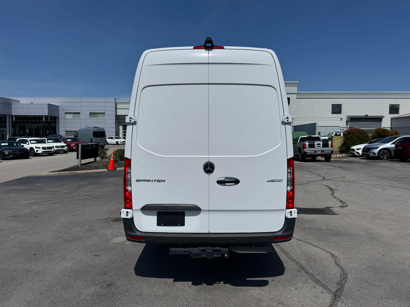 2024 Mercedes-Benz Sprinter Cargo Image 6 of 33