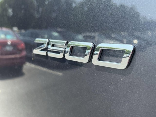 Vehicle image 26 of 34
