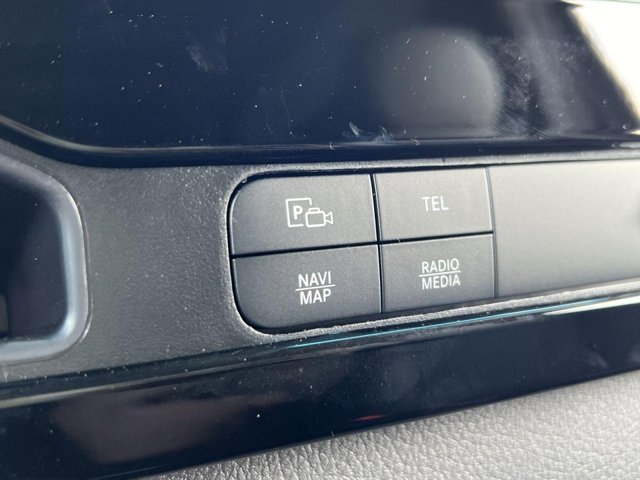 Vehicle image 30 of 34