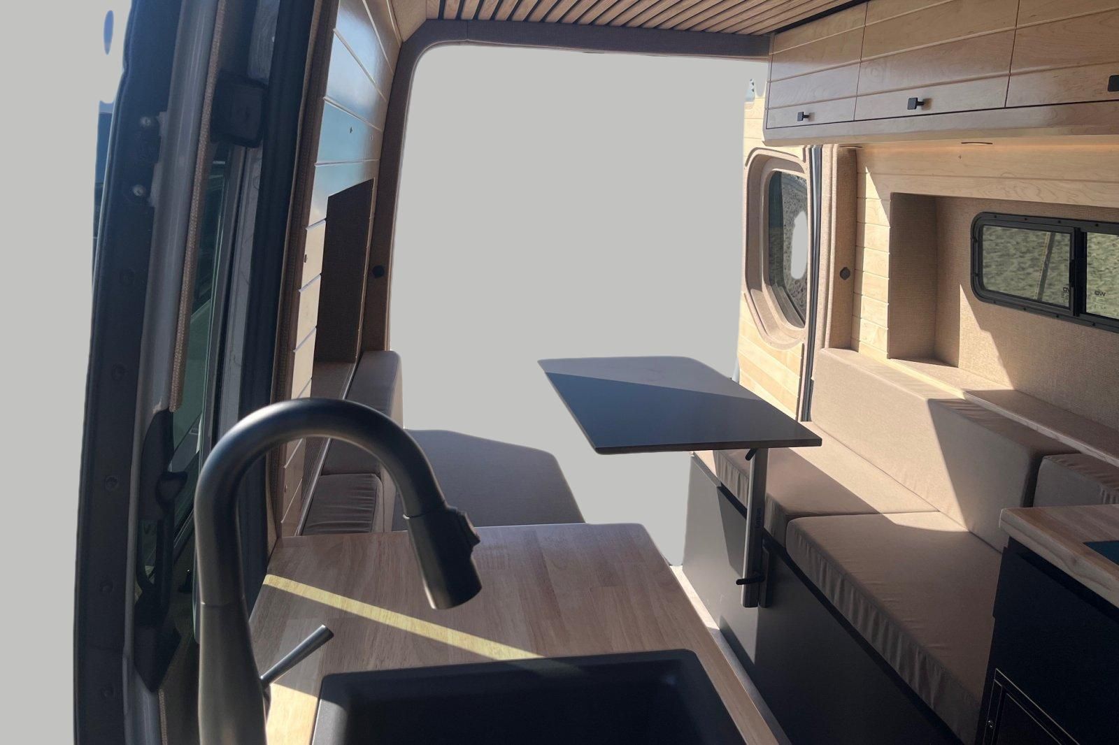Vehicle image 13 of 42