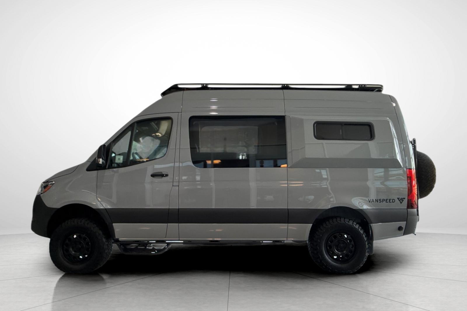 Vehicle image 10 of 42