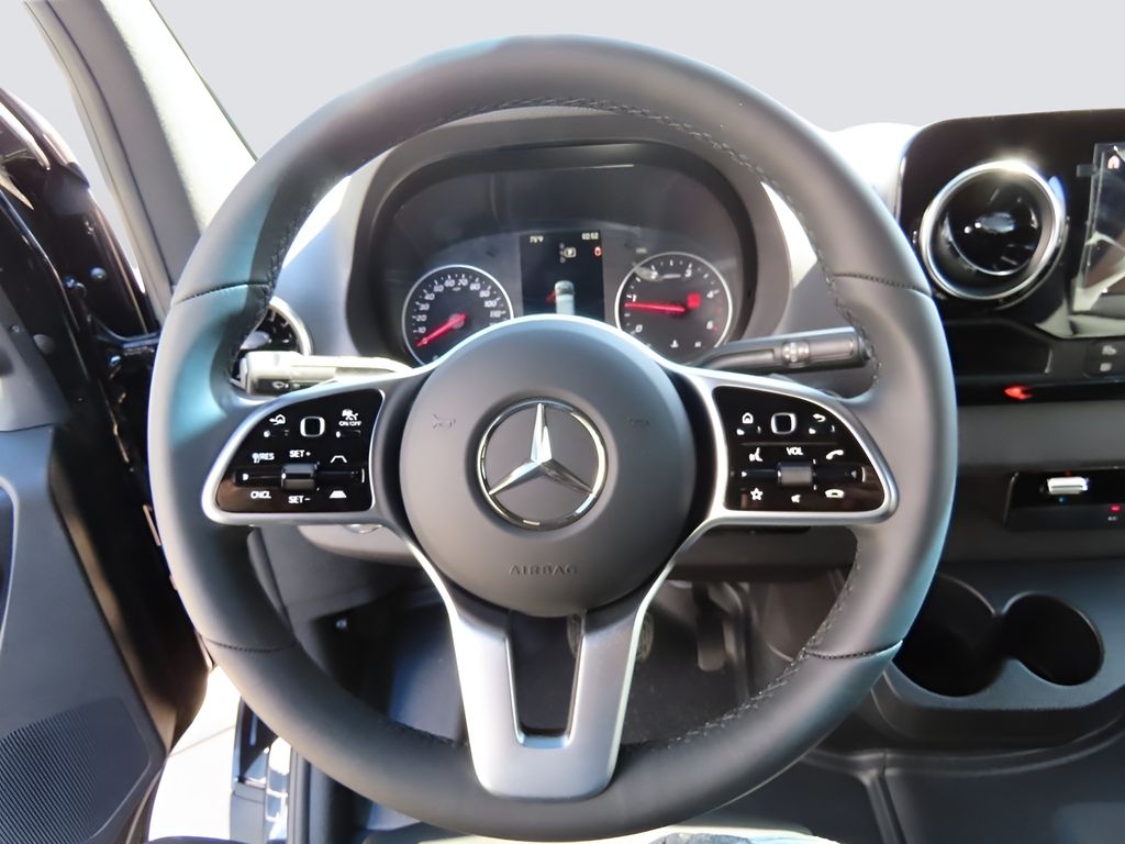 2024 Mercedes-Benz Sprinter Cargo Image 20 of 59