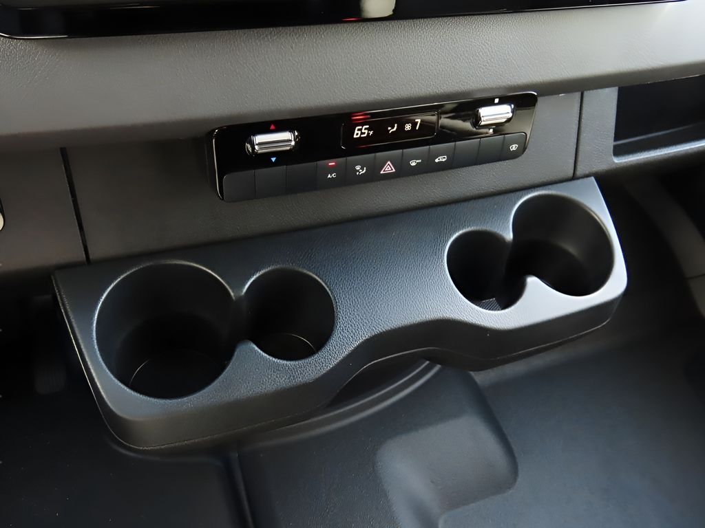 2024 Mercedes-Benz Sprinter Cargo Image 30 of 59