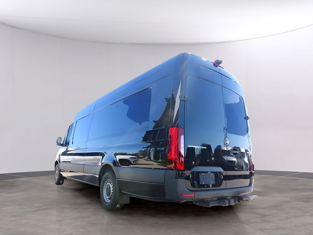 2024 Mercedes-Benz Sprinter Cargo Image 6 of 59