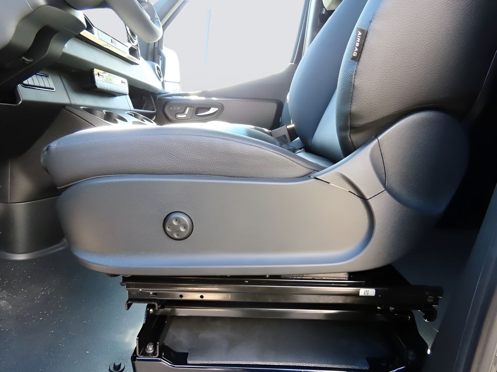 2024 Mercedes-Benz Sprinter Cargo Image 58 of 59