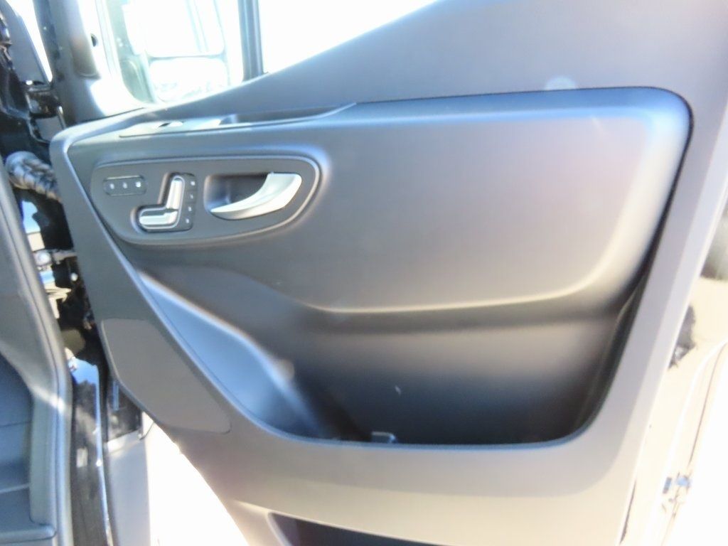 2024 Mercedes-Benz Sprinter Cargo Image 32 of 59