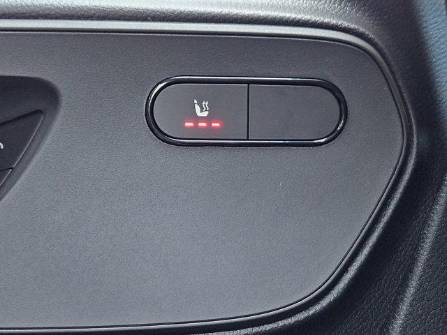Vehicle image 29 of 35