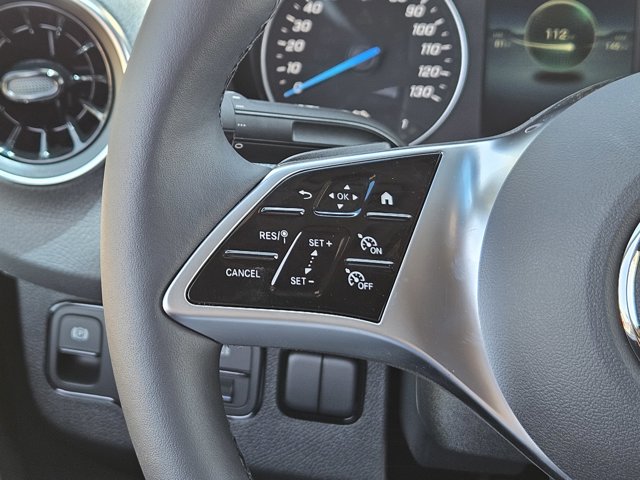 Vehicle image 17 of 35