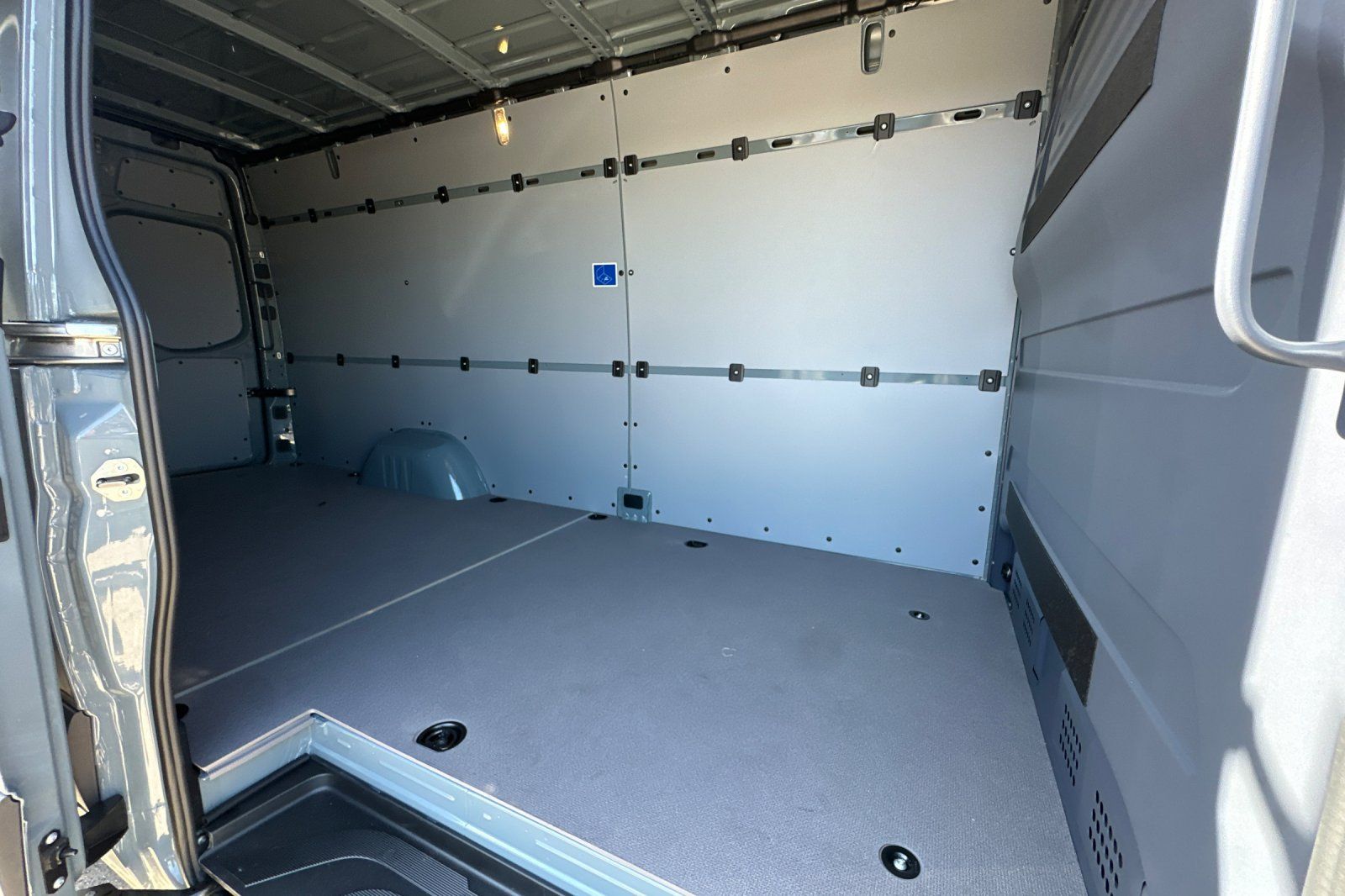 Vehicle image 12 of 34