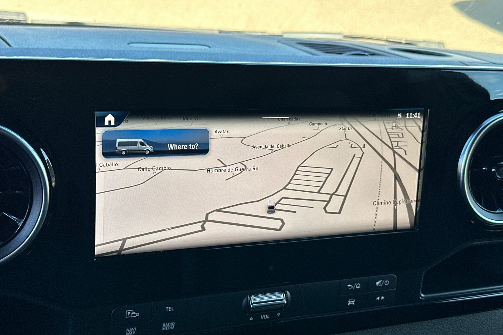 Vehicle image 16 of 34