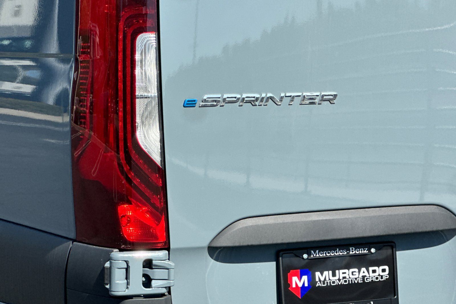 Vehicle image 14 of 34