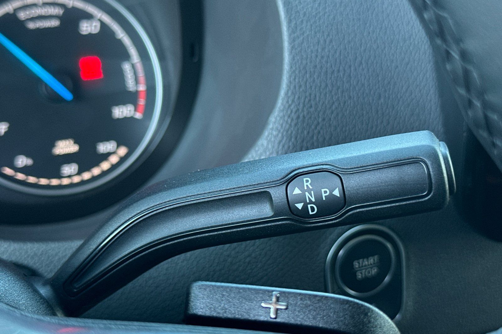 Vehicle image 19 of 34