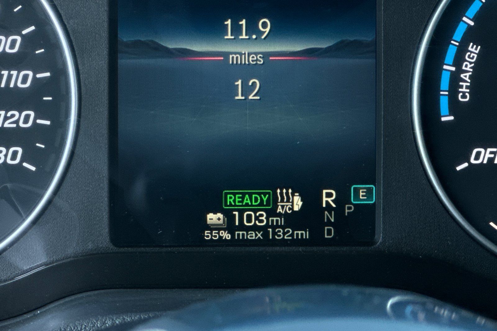 Vehicle image 31 of 34