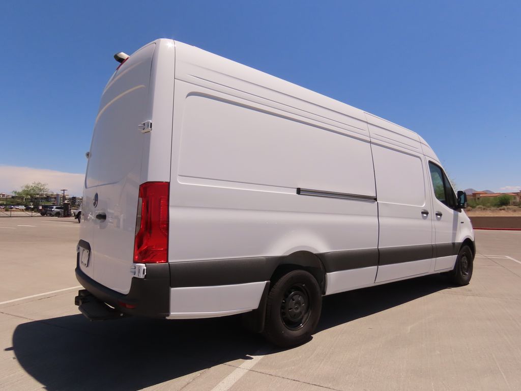 Vehicle image 5 of 36