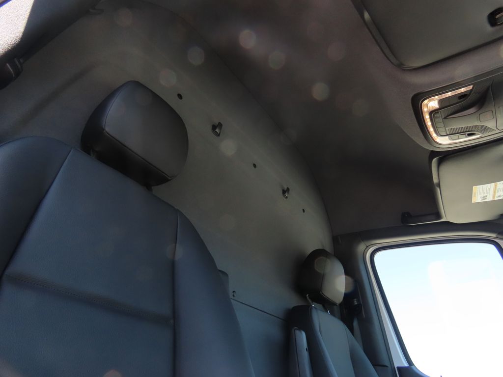 Vehicle image 20 of 36