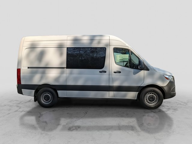 Vehicle image 4 of 35