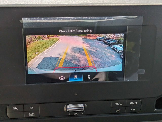 Vehicle image 13 of 35