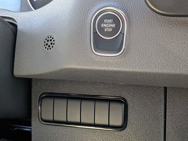 Vehicle image 15 of 35