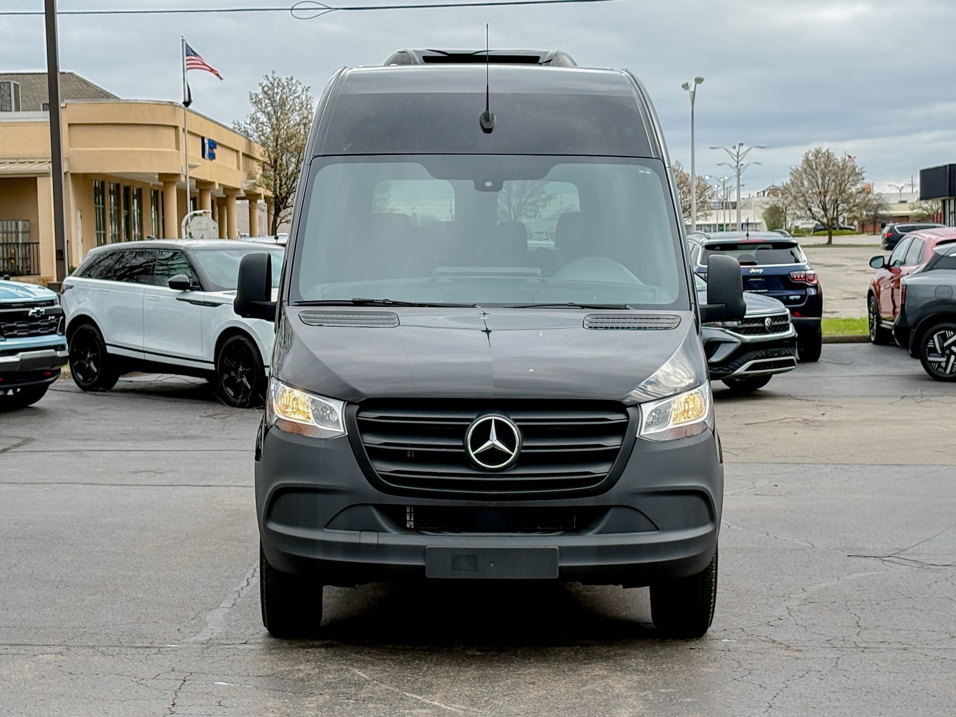 2024 Mercedes-Benz Sprinter Passsenger Image 3 of 39