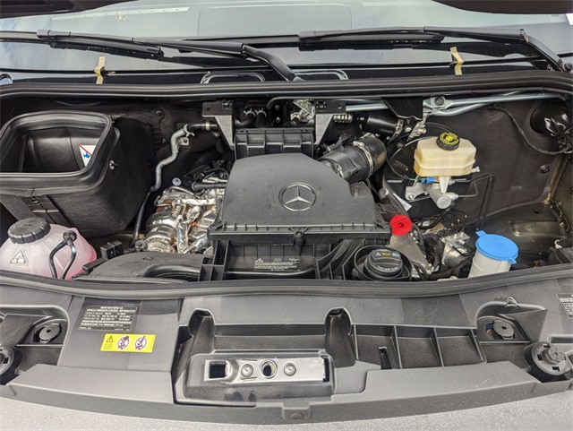 Vehicle image 19 of 20