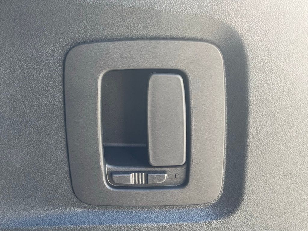 2024 Mercedes-Benz Sprinter Passsenger Image 28 of 32