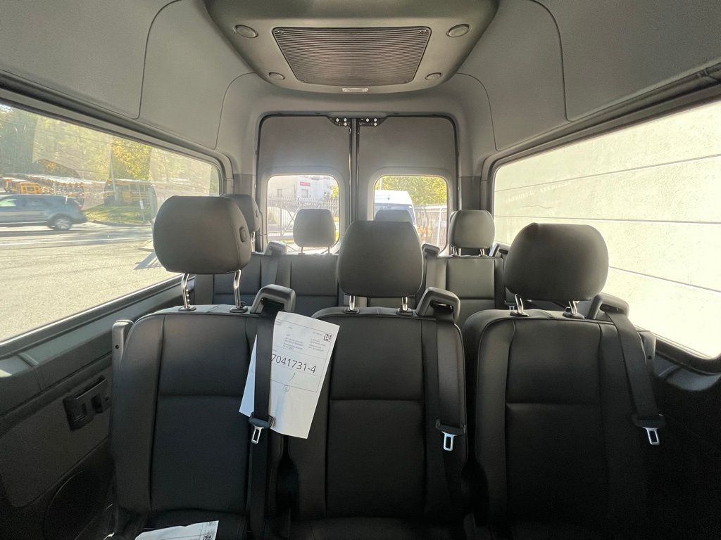 2024 Mercedes-Benz Sprinter Passsenger Image 16 of 32