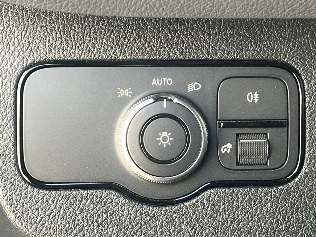 2024 Mercedes-Benz Sprinter Passsenger Image 23 of 32