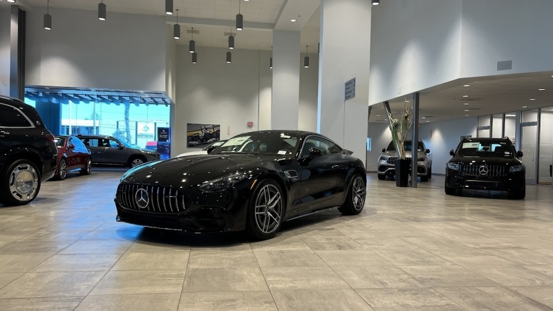 Vehicle image 1 of 32