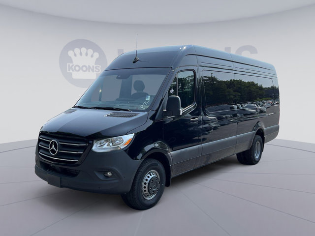 Vehicle image 1 of 33