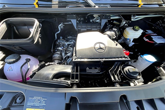 2024 Mercedes-Benz Sprinter Cargo Image 14 of 17
