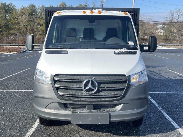 2024 Mercedes-Benz Sprinter Chassis Image 2 of 37