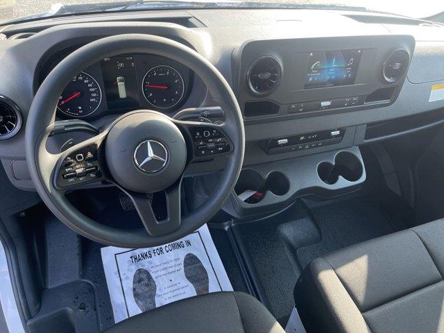 2024 Mercedes-Benz Sprinter Chassis Image 19 of 37