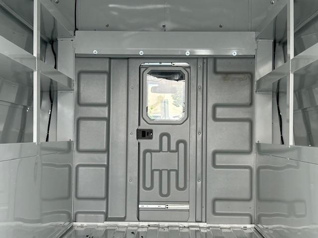 2024 Mercedes-Benz Sprinter Chassis Image 31 of 34