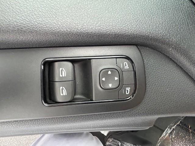 2024 Mercedes-Benz Sprinter Chassis Image 22 of 34