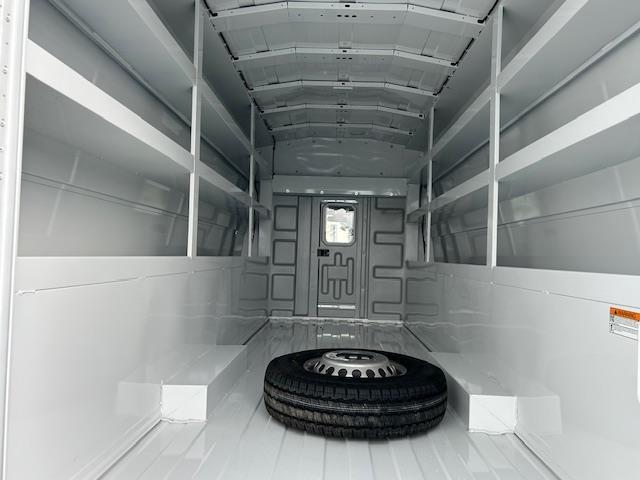 2024 Mercedes-Benz Sprinter Chassis Image 11 of 34