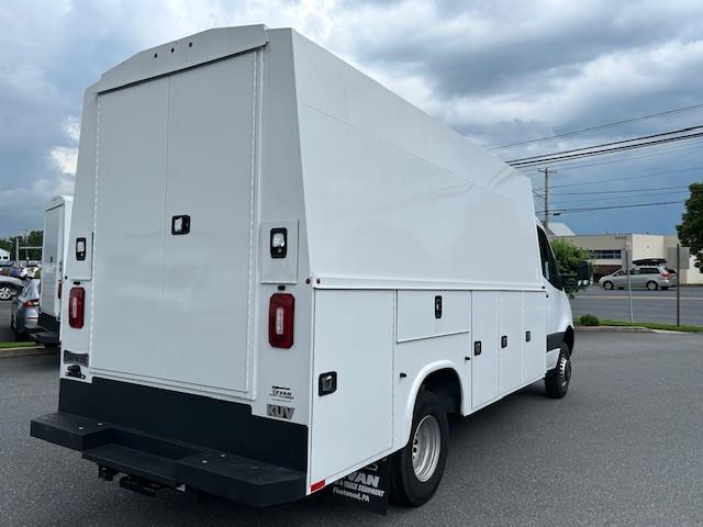 2024 Mercedes-Benz Sprinter Chassis Image 6 of 34