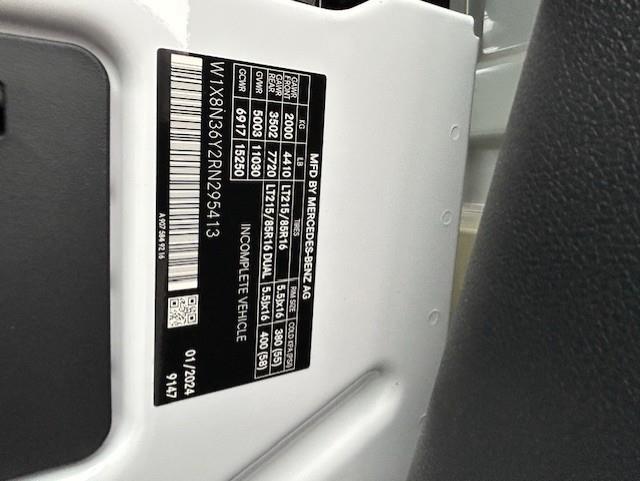 2024 Mercedes-Benz Sprinter Chassis Image 27 of 34