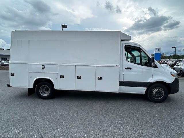 2024 Mercedes-Benz Sprinter Chassis Image 6 of 37