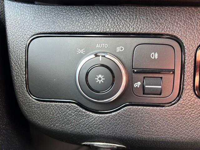 2024 Mercedes-Benz Sprinter Chassis Image 20 of 36