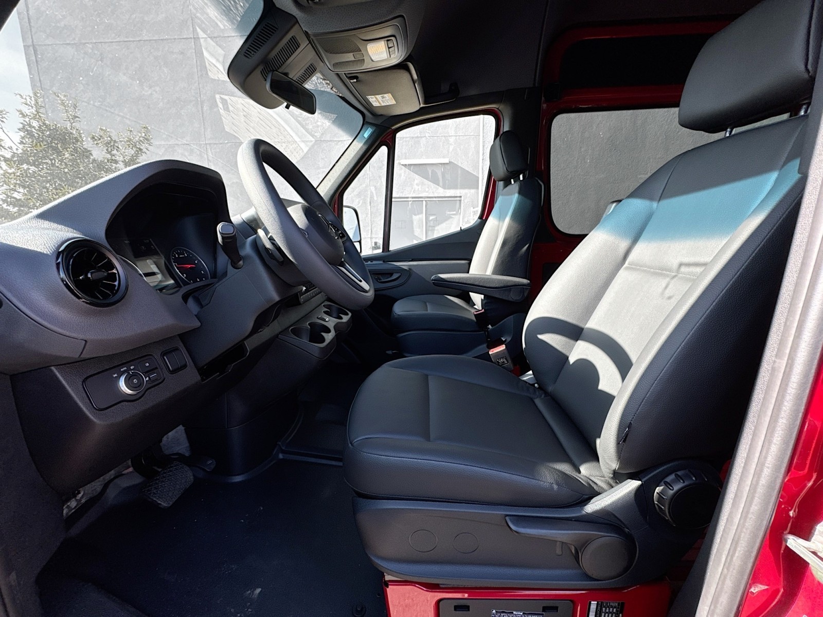 2024 Mercedes-Benz Sprinter Cargo Image 11 of 27