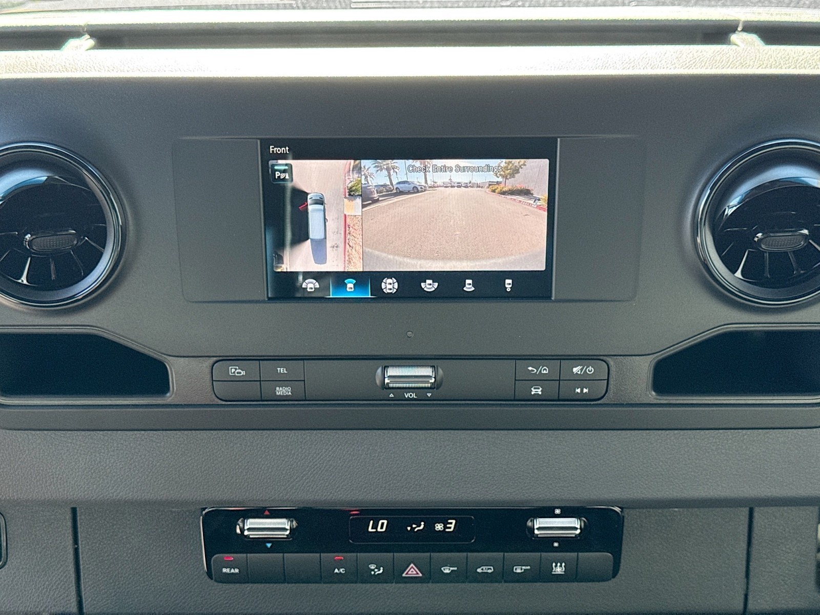 2024 Mercedes-Benz Sprinter Cargo Image 17 of 27